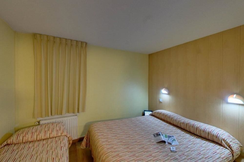 Fasthotel Анси Екстериор снимка